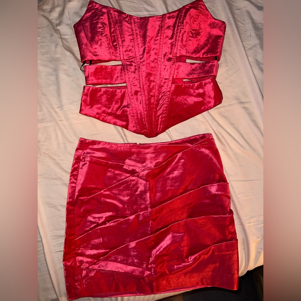 NWT NBD Ines Corset and Skirt in Pink Velvet